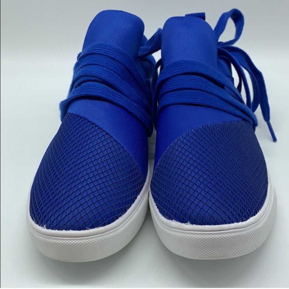 Brash Sneaker